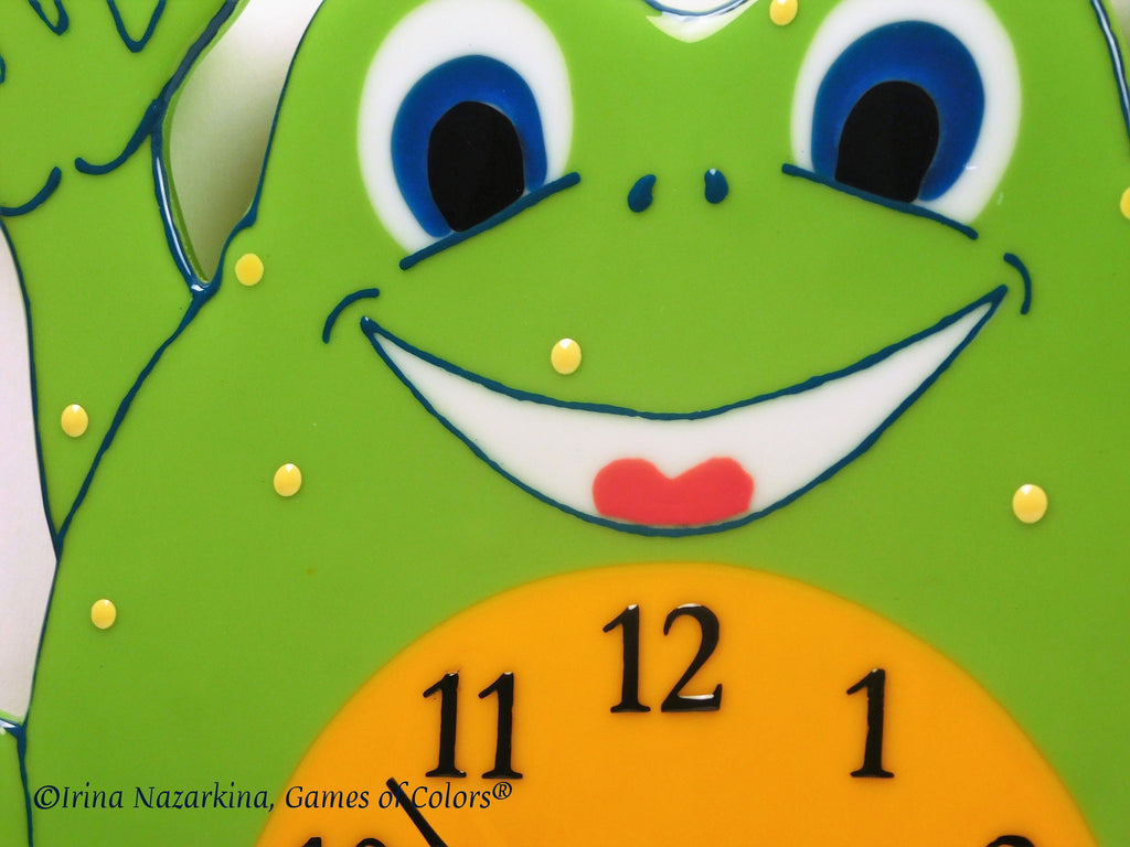 Fused Glass Frog Clock: Kids Room Decor, Battery Powered