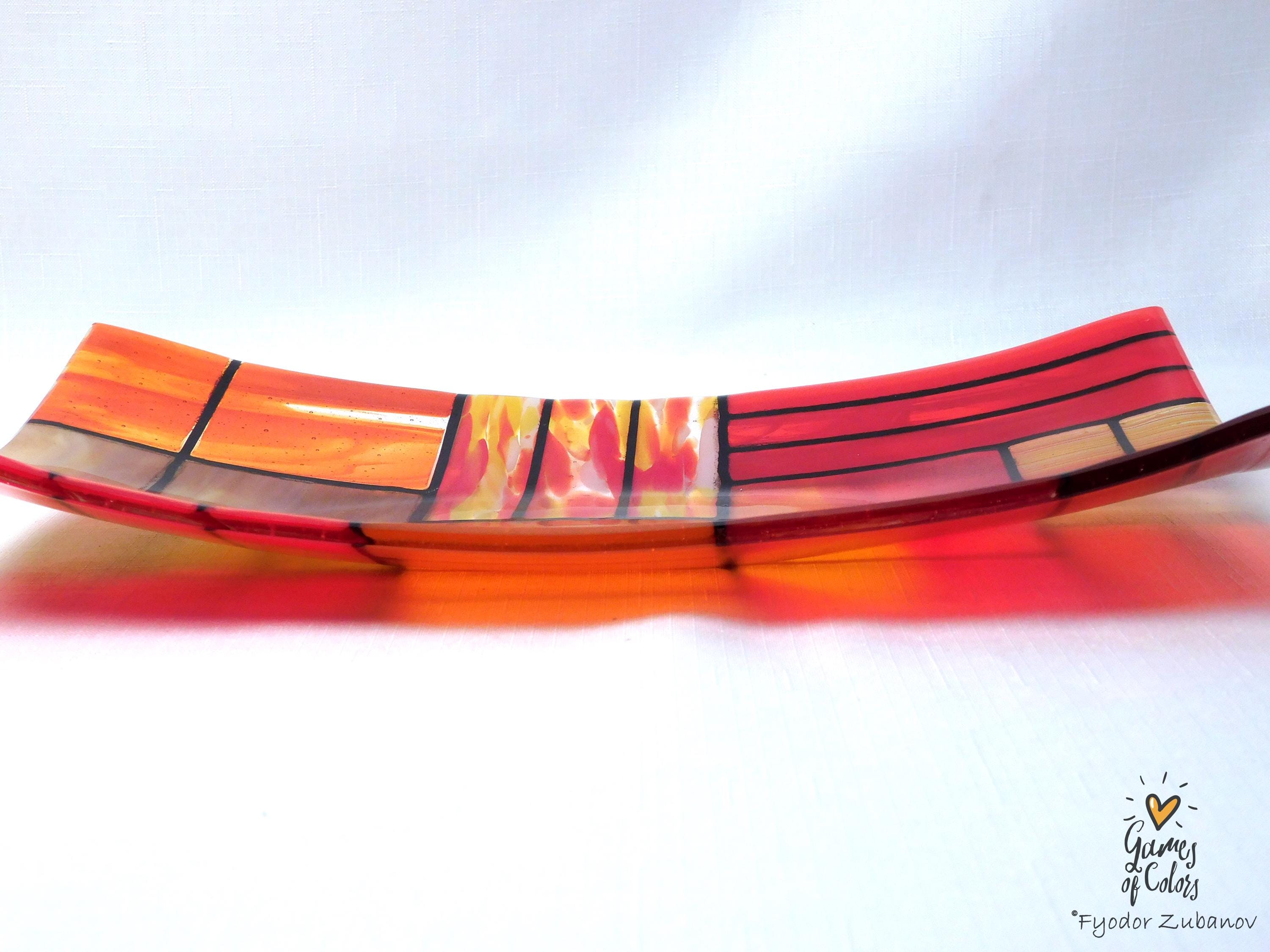Fused Glass Plate "A Gentle Color Mix - Oranges": Geometric Design, Food Safe