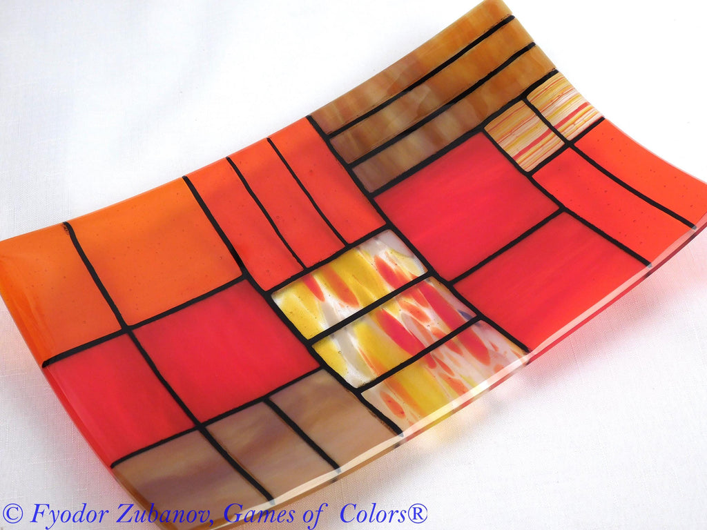 Fused Glass Plate "A Gentle Color Mix - Oranges": Geometric Design, Food Safe