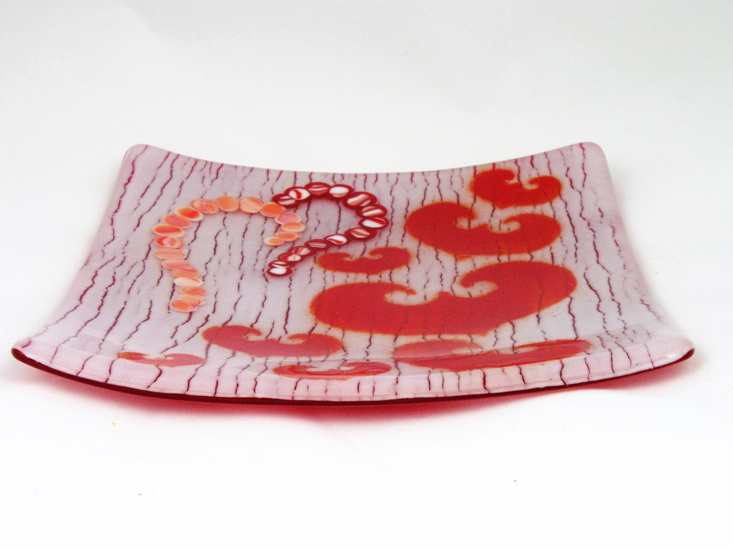 Flying Hearts Glass Plate: Valentine's Day Decor (8x8 inches)