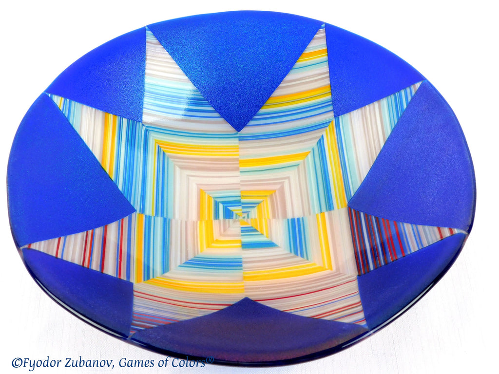 A fused glass bowl "Midnight star"; centerpiece; bowl for fruits