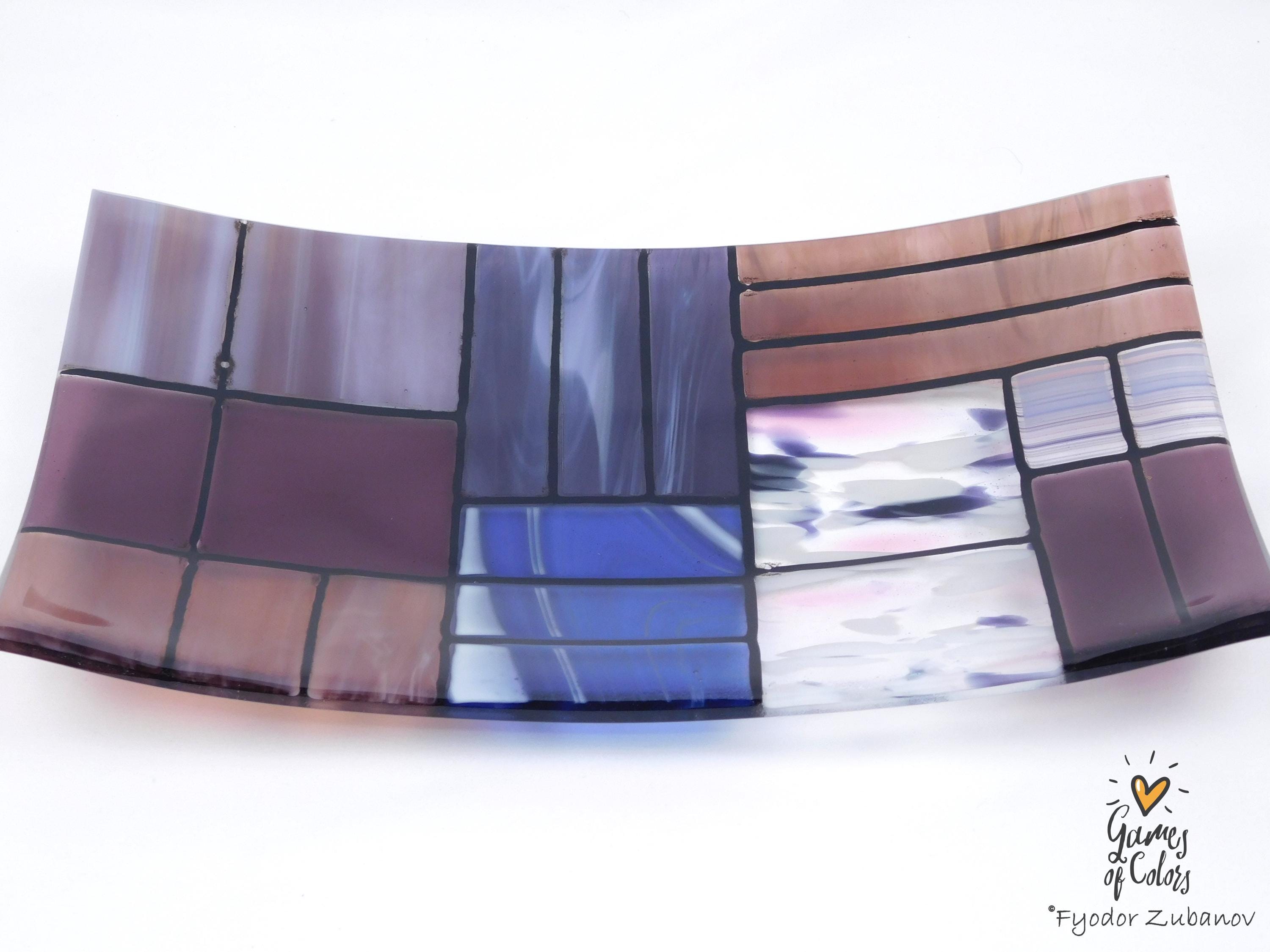 Fused Glass Plate "A Gentle Color Mix - Purples": Geometric Design, Food Safe