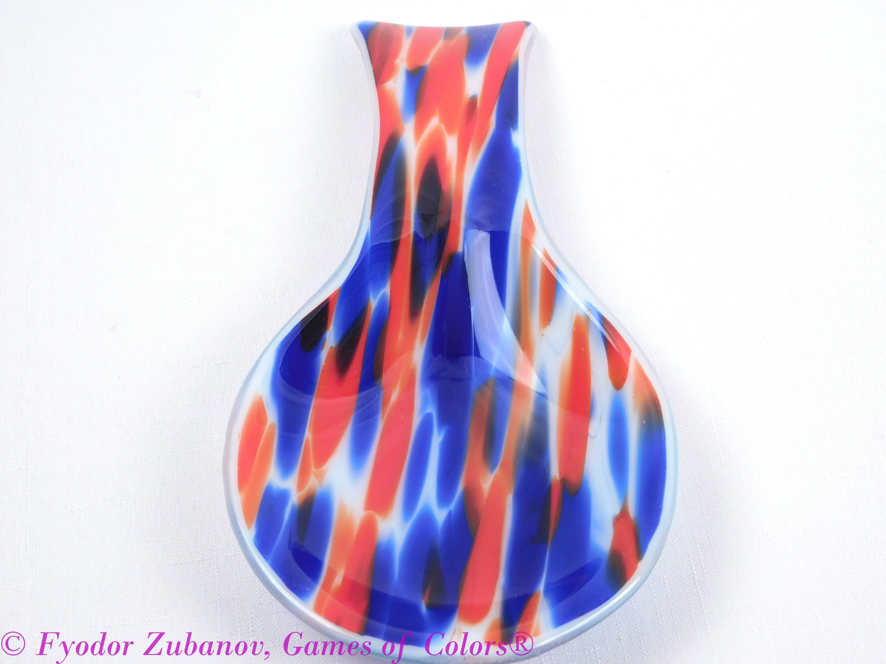 A fused glass decorative spoon rest "Jubilee"