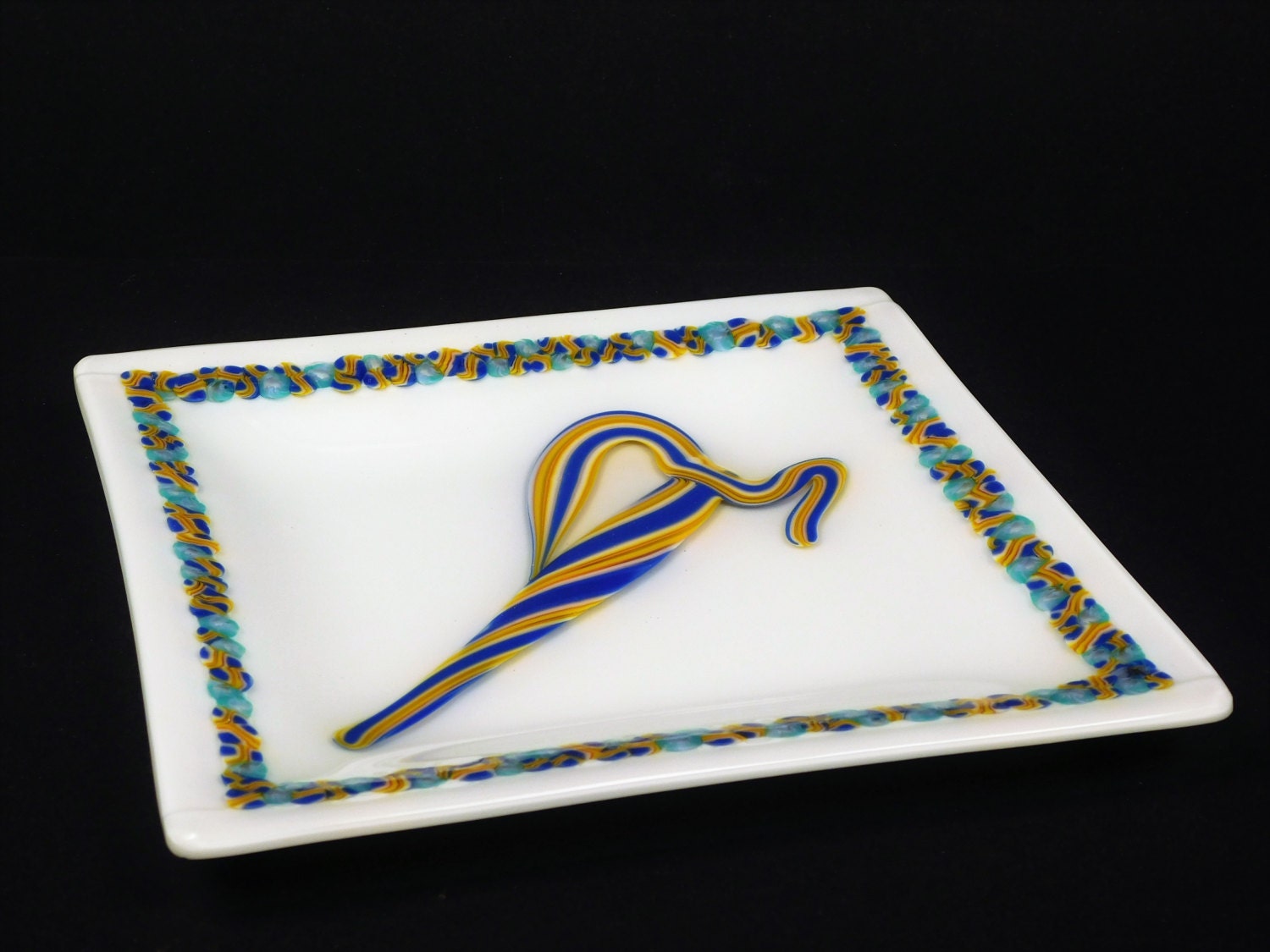 Sale: A decorative fused glass sqare plate Vitri II