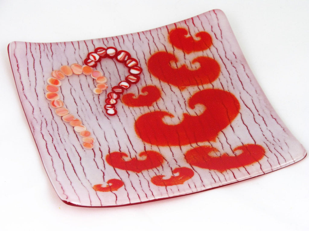 Flying Hearts Glass Plate: Valentine's Day Decor (8x8 inches)