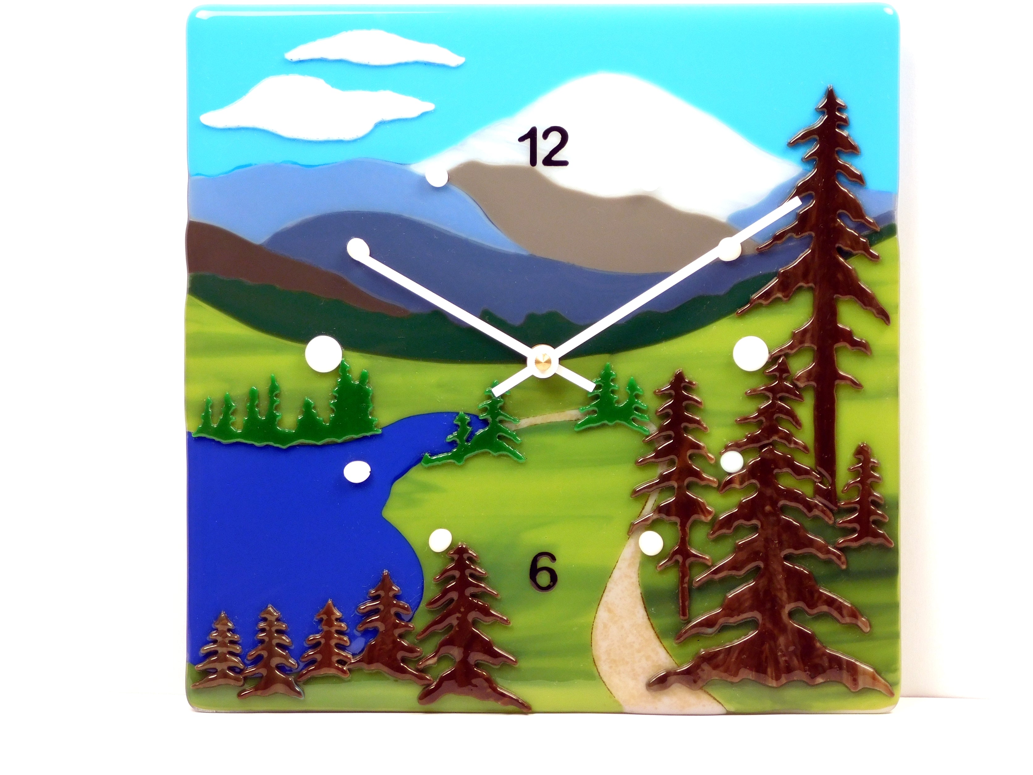 Wall clock Mount Rainier