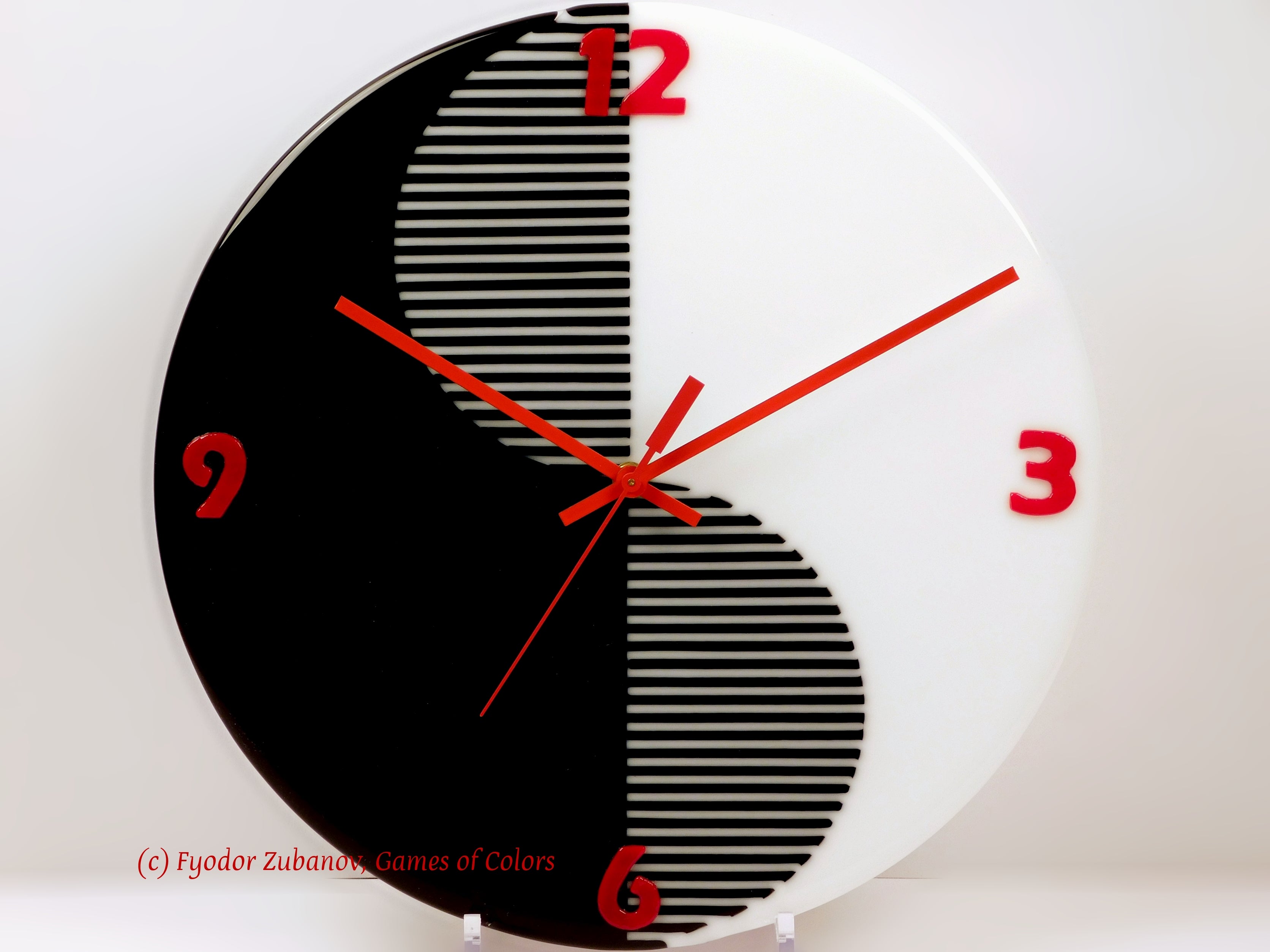 Wall clock Ying and Yang