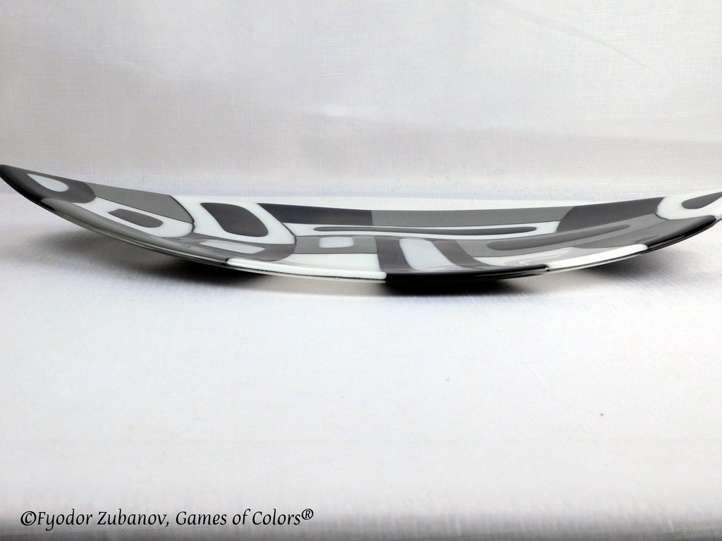 Fused glass plate A boat in black and white