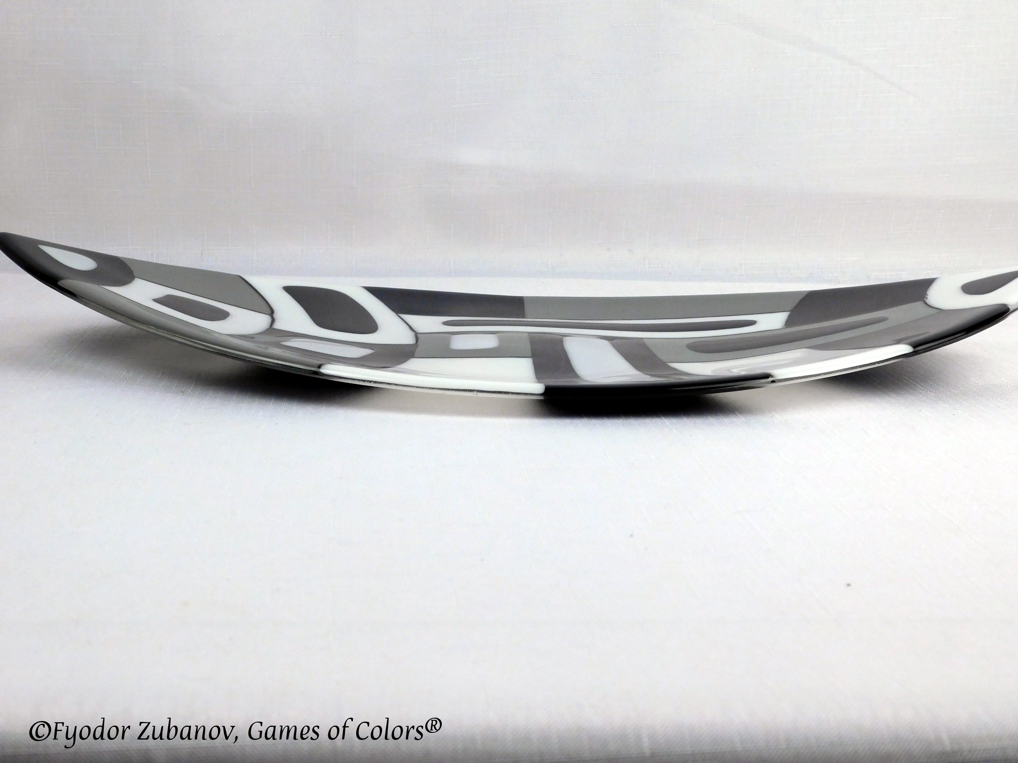 Fused glass plate A boat in black and white