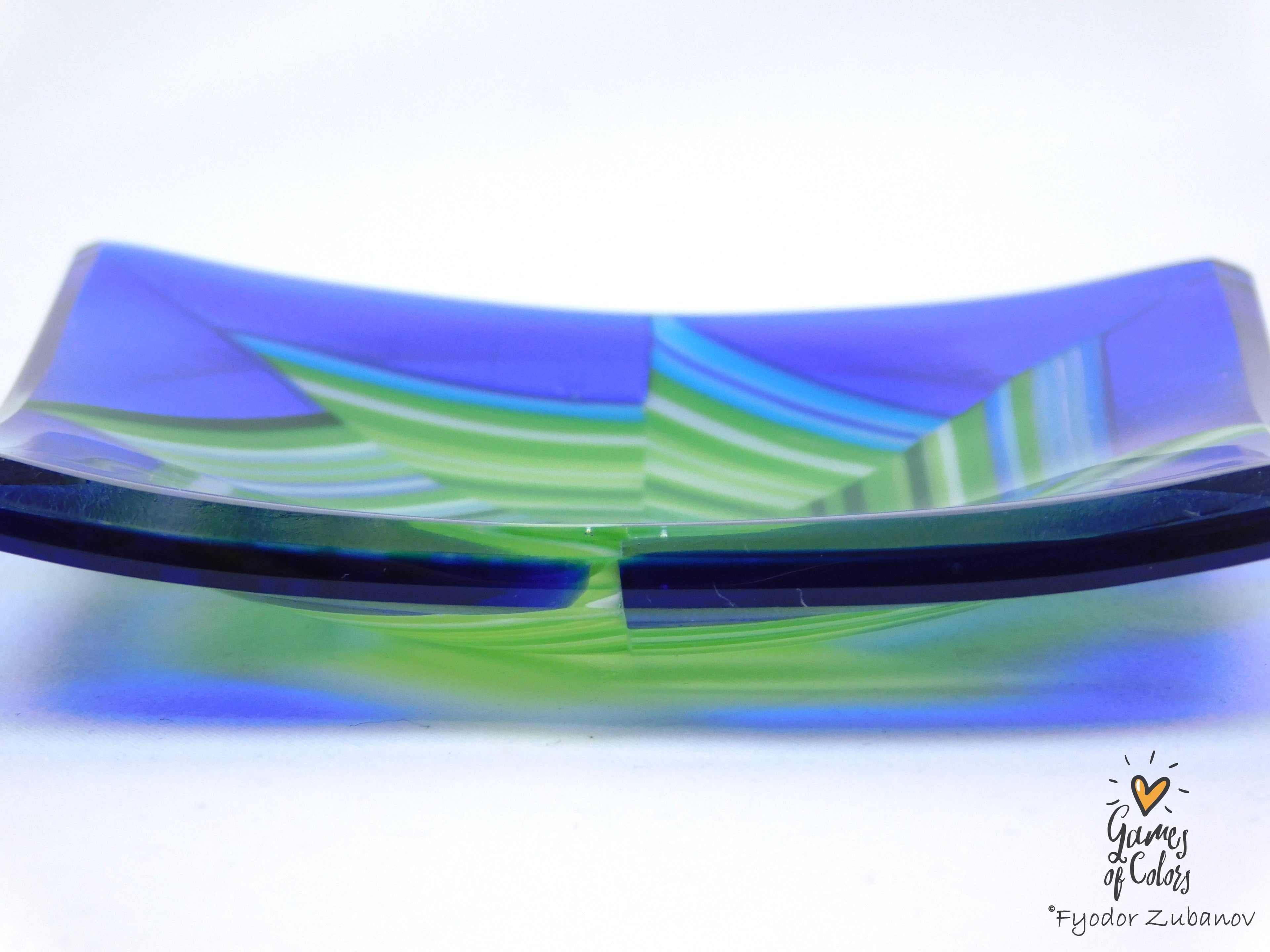 Vortex Bloom plate—Sapphire Drift