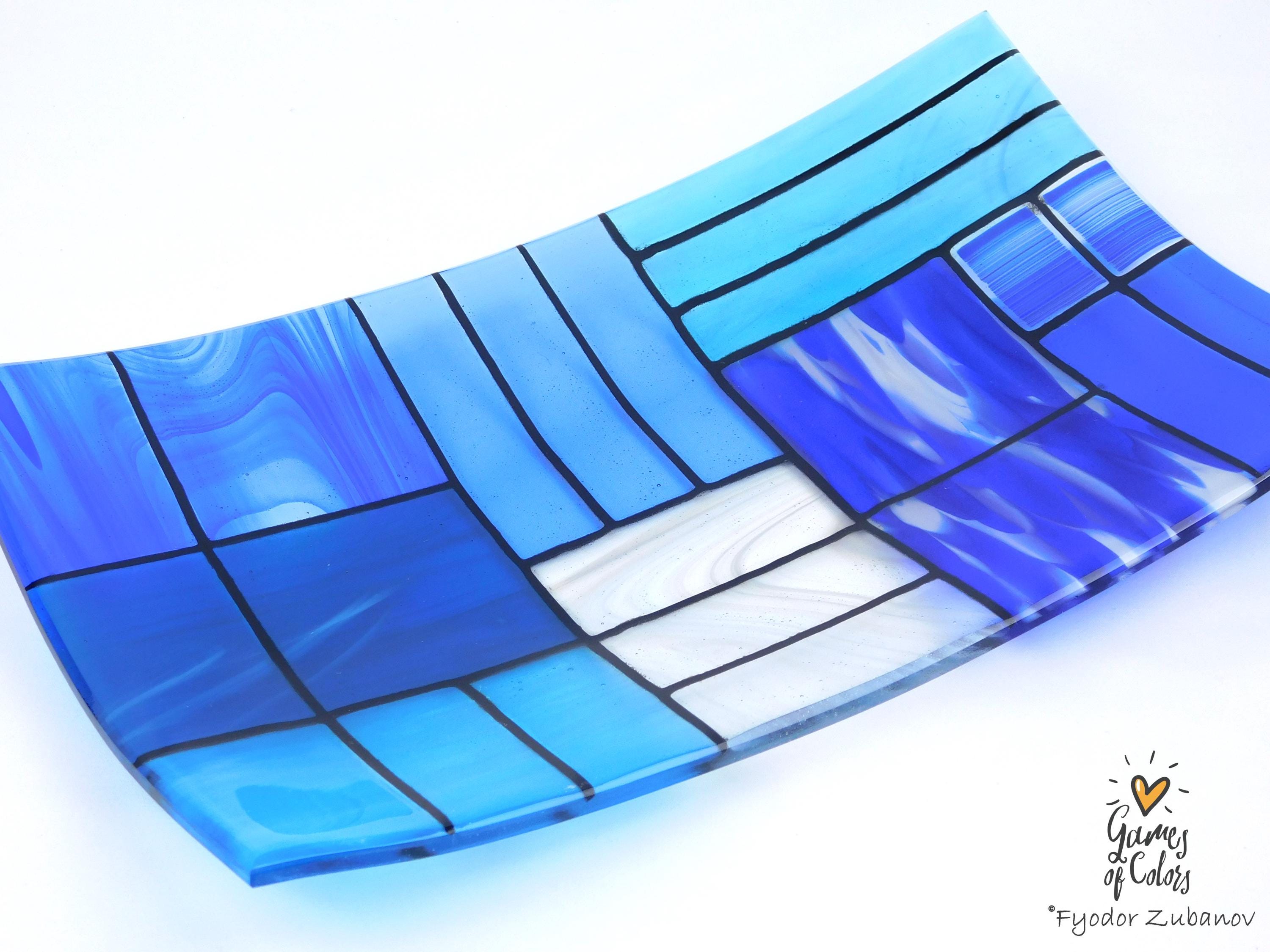 Fused Glass Plate "A Gentle Color Mix - Blues": Geometric Design, Food Safe