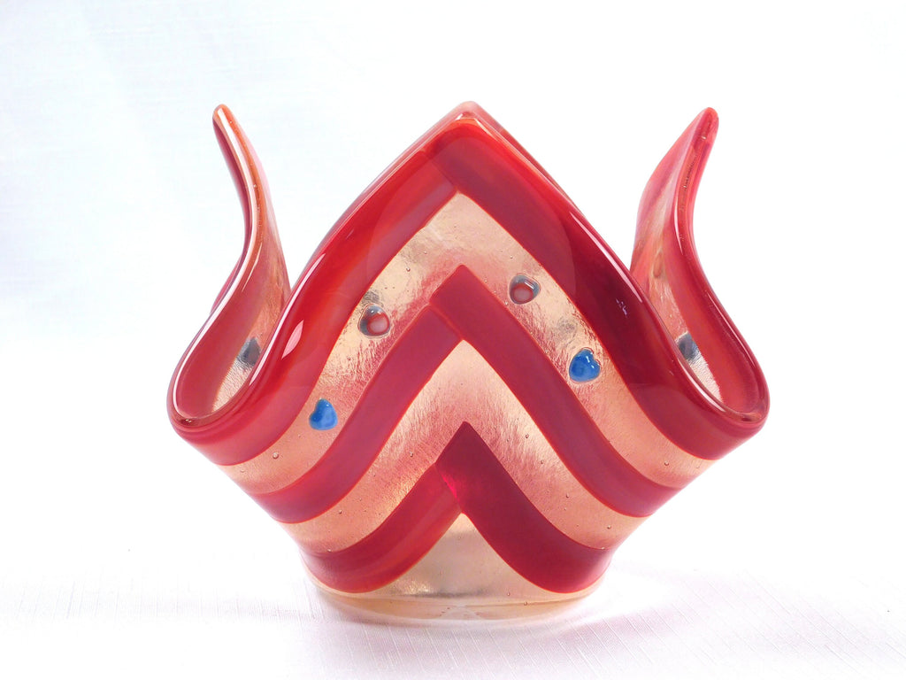 Valentines candle holder Hearts in Pink. Fused glass.
