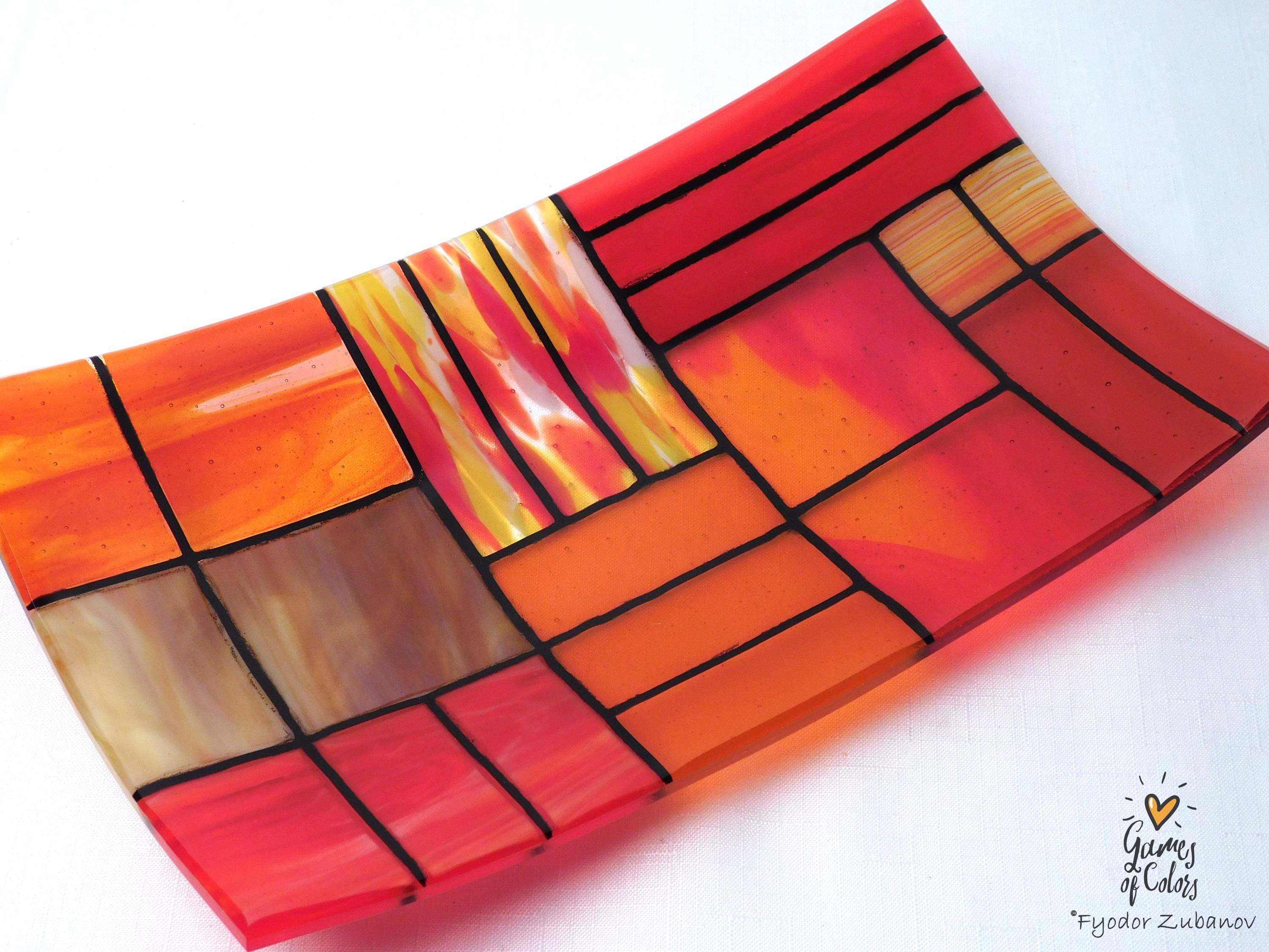 Fused Glass Plate "A Gentle Color Mix - Oranges": Geometric Design, Food Safe