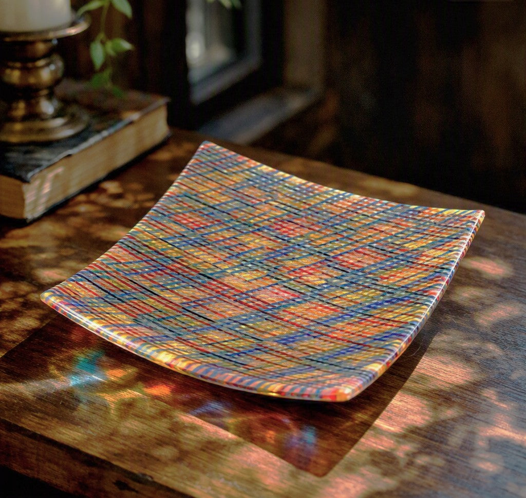 Diagonal Twill Reverie plate